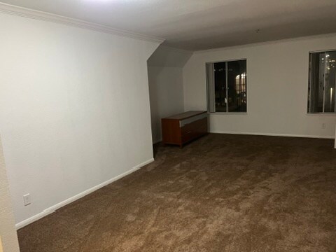 Living room - new carpet - 8889 Caminito Plaza Centro