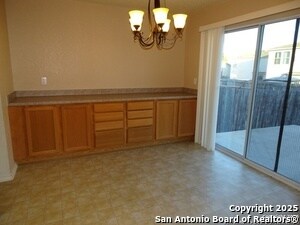 Building Photo - 153 Hinge Chase