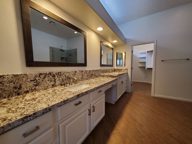Building Photo - EXQUISITE SCOTTSDALE COUNTRY CLUB RENTAL O...