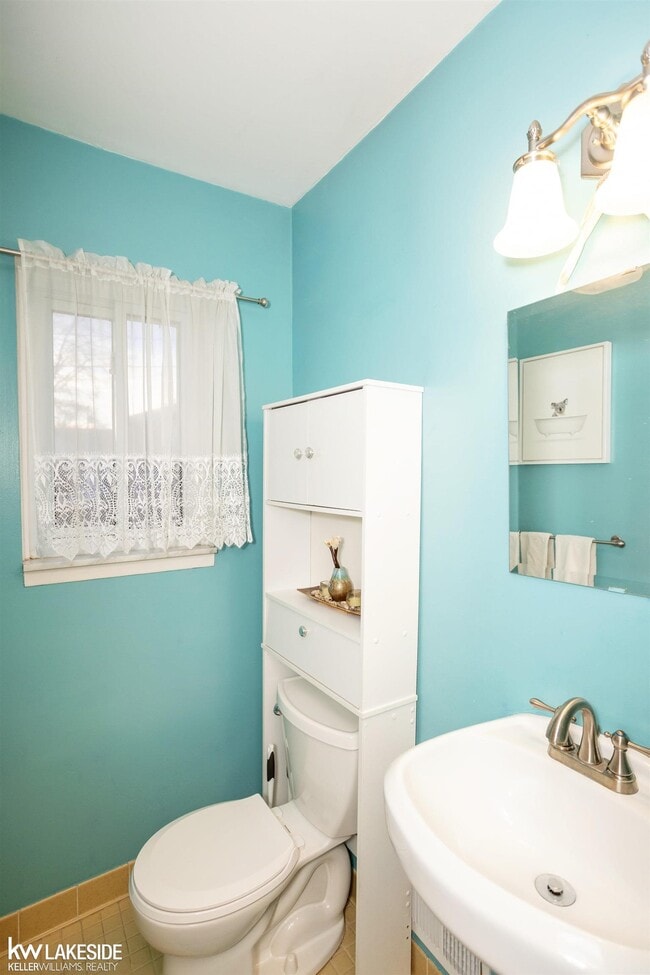 Building Photo - 28115 Little Mack Ave