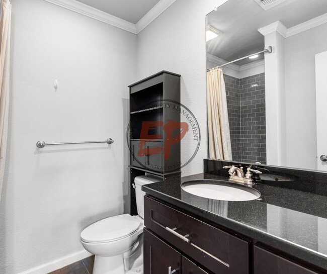 Building Photo - 2009 S 15th St