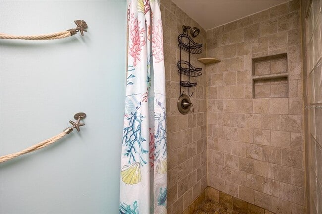 Building Photo - 4775 Cove Cir