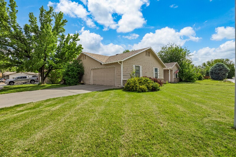 Building Photo - 2923 Bonito Ave