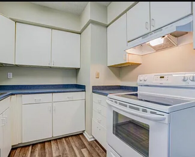 Building Photo - 7500 Arbory Ln