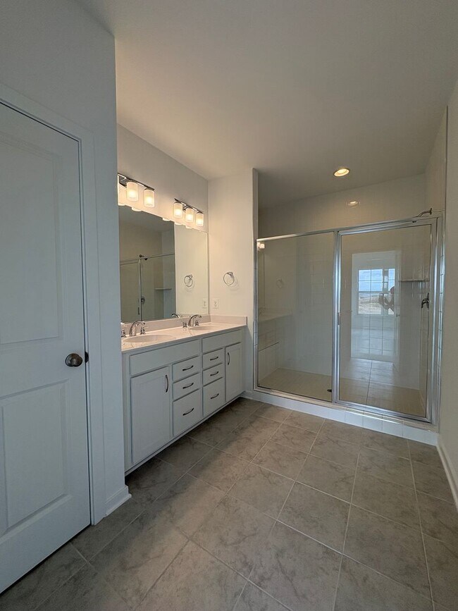 Building Photo - Brand New Construction in the Glen at Cooks Creek