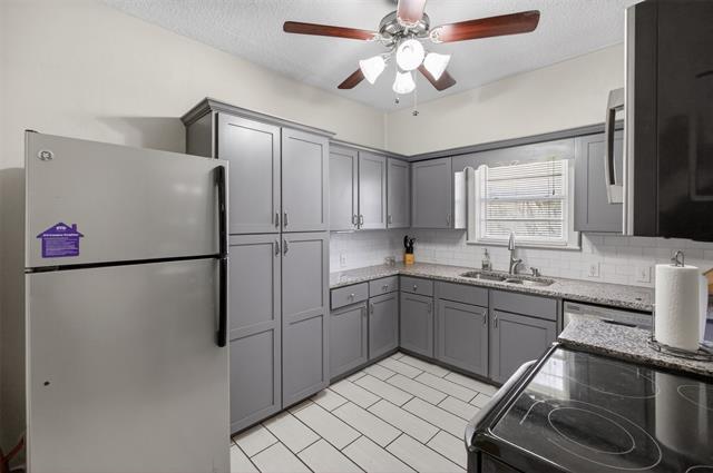 Building Photo - 3315 Rogers Ave