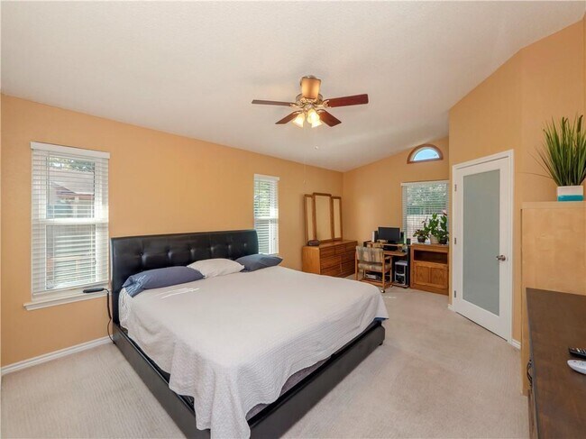 Building Photo - 4507 Velasco Pl