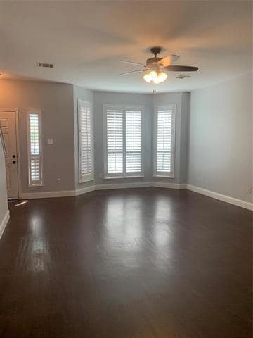 Building Photo - 10905 Braemoor Dr