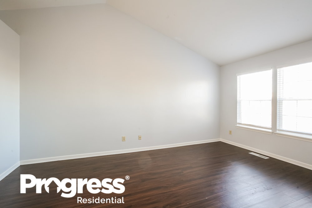 Building Photo - 12614 Gunnison Dr