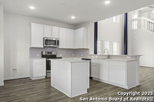 Building Photo - 2625 Lupton Leap