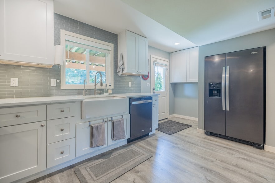 Building Photo - 18917 66th Pl W