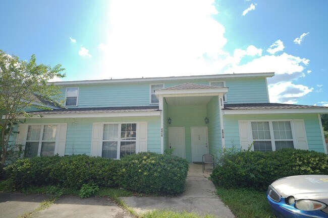 Building Photo - 2414 Manzanita Ct
