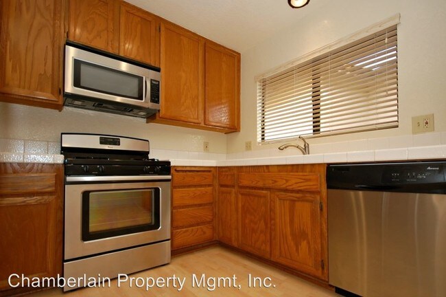 Building Photo - 1673 Madrone Gln