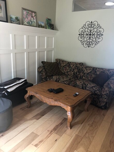 Building Photo - 14794 S Granite Ridge Ln