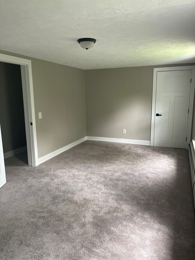 Building Photo - 24 Brooks Rd