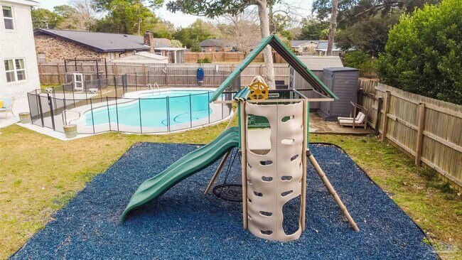 Building Photo - 4261 Obregon Dr