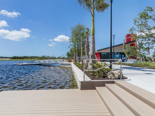 Building Photo - 268 Southampton Dr
