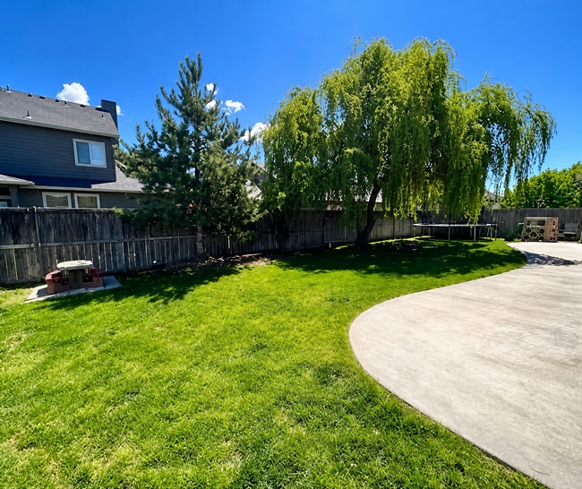 Building Photo - 10976 W Hidden Brook Dr
