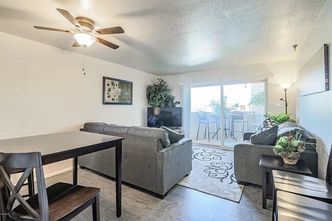 Building Photo - 7474 E Earll Dr