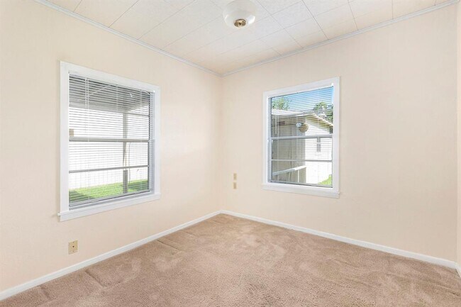 Building Photo - 12413 Almeda Genoa Rd
