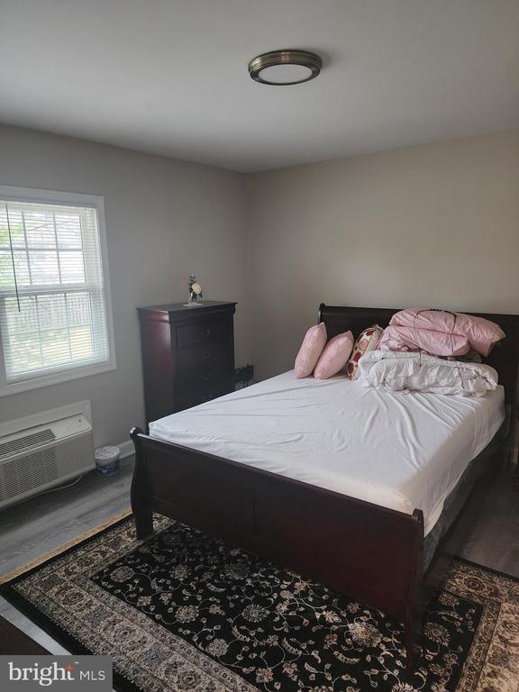 Building Photo - 110 N College Dr