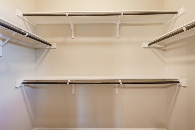 Building Photo - 658 Nautical Lp