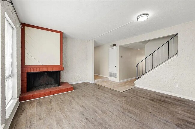 Building Photo - 3184 Nectarine Cir