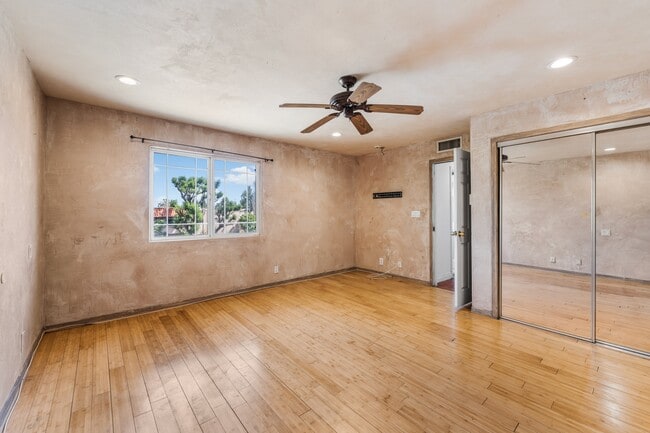 Building Photo - 8743 Topanga Canyon Blvd