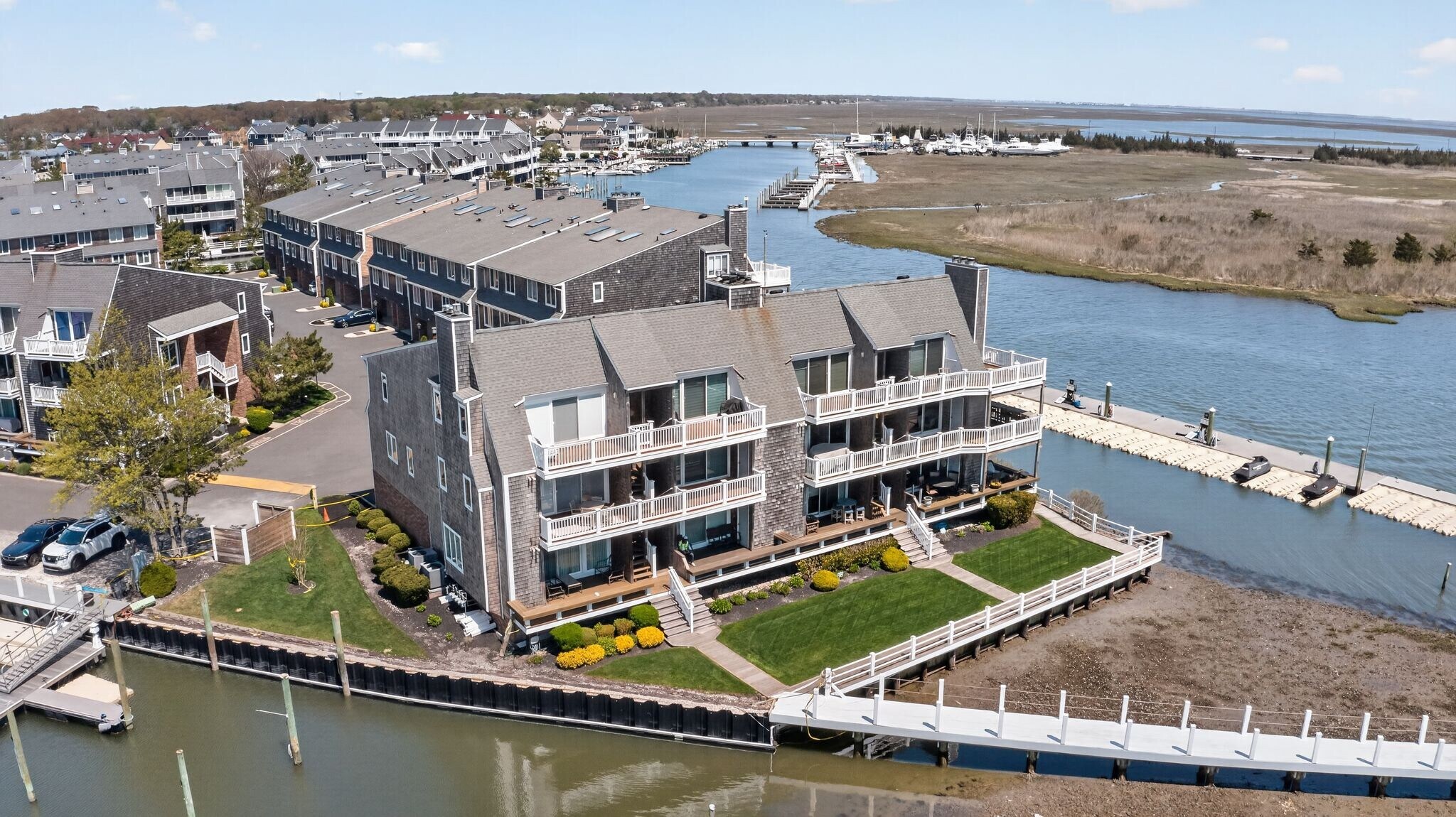 Building Photo - 1401 Harbour Cv S