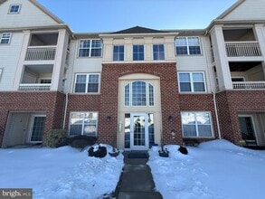 Building Photo - 309 Tall Pines Ct