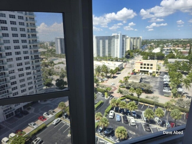 Building Photo - 3600 Galt Ocean Dr