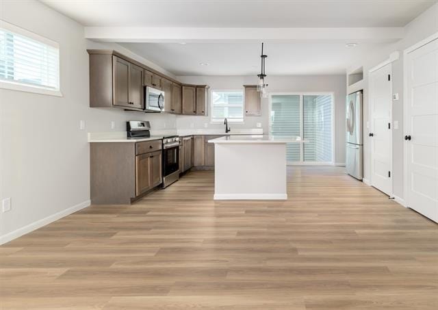 Building Photo - 1674 Happy Trails Rd