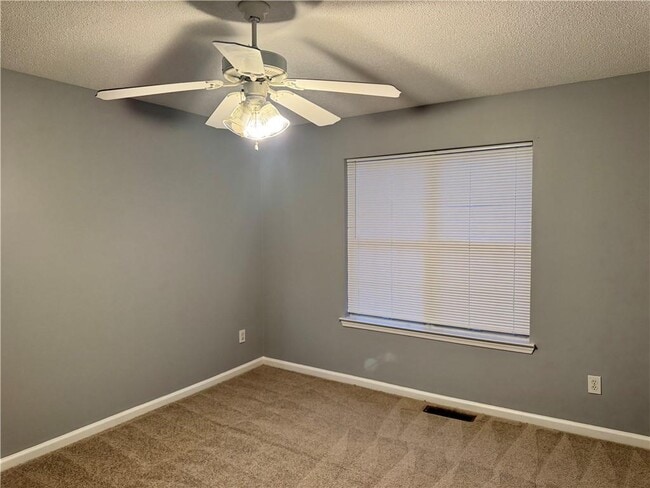 Building Photo - 2468 Brianna Dr