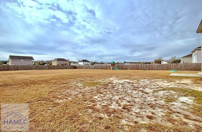 Building Photo - 7 Upland Ct