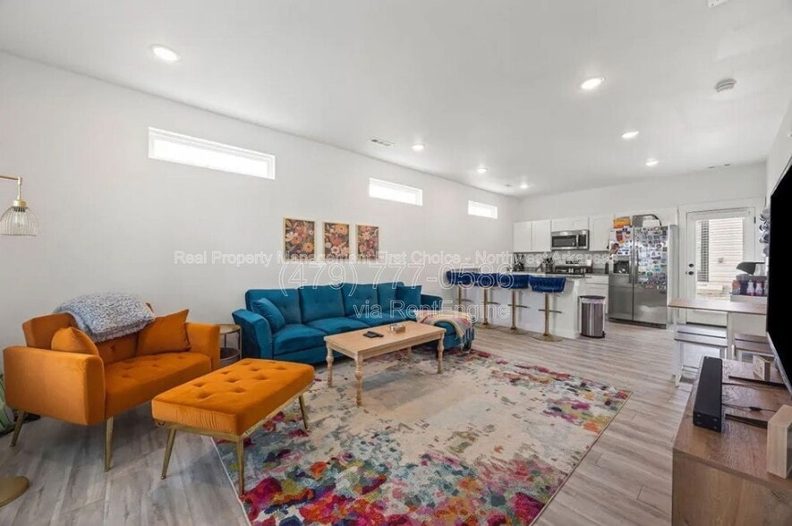 Building Photo - 1061 Kentucky Ave