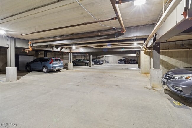 Building Photo - 55 E College St