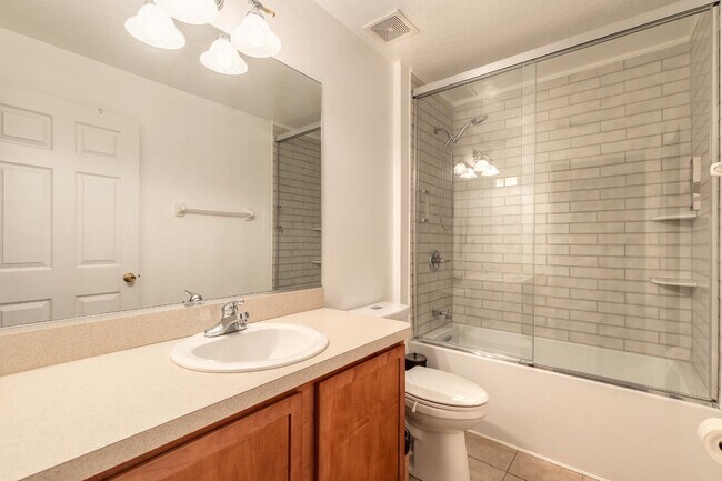 Building Photo - 46 Pickering Dr