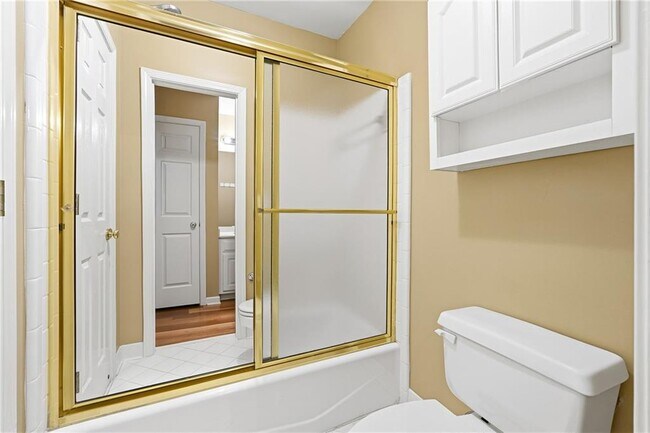 Building Photo - 5020 Greatwood Ln