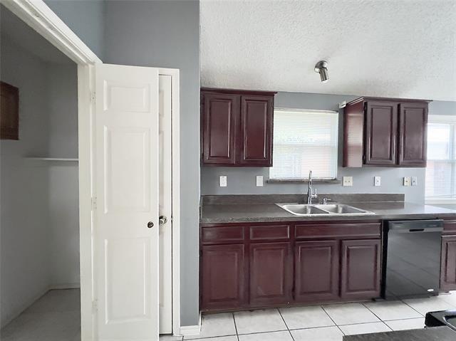 Building Photo - 1505 Shalain Dr