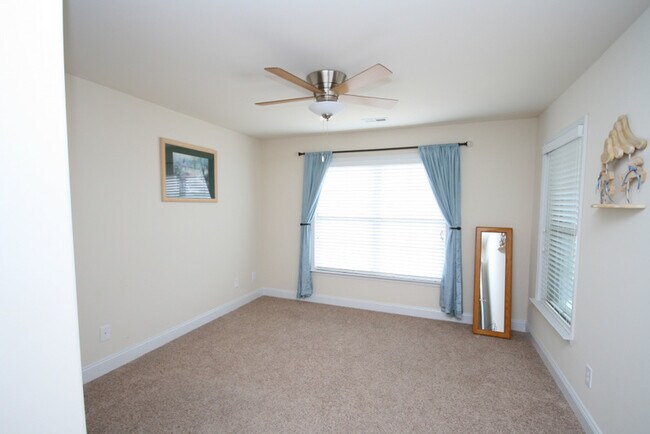 Building Photo - 235 Crab Orchard Dr