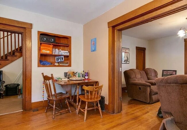 Building Photo - 512 N 9th St