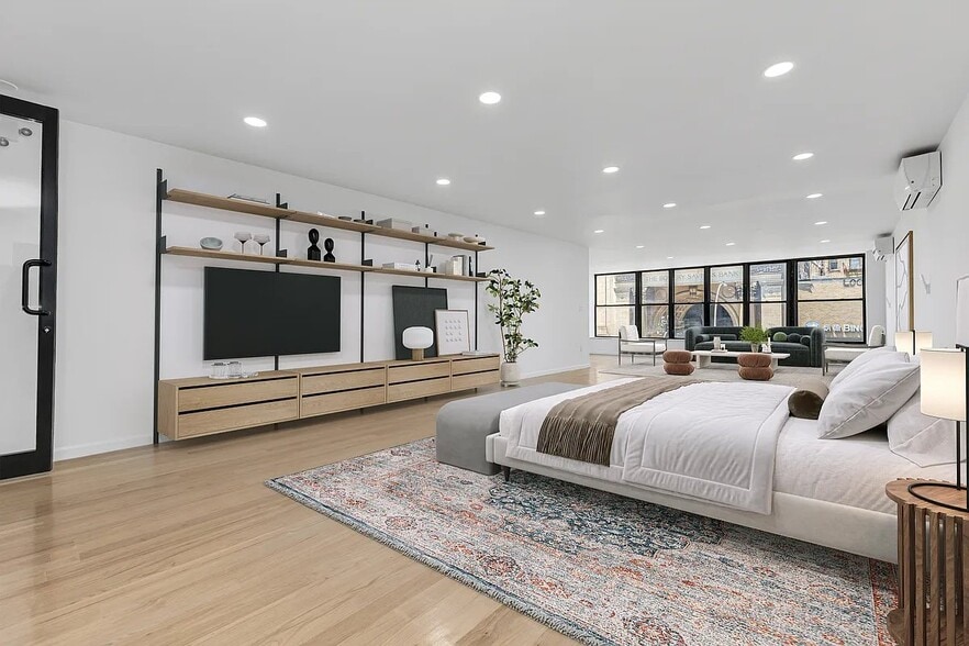 Building Photo - 137 Bowery