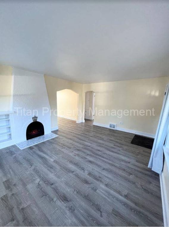 Building Photo - Charming 2-Bedroom Retreat in Portland – Cozy Living in 780 Sq Ft!