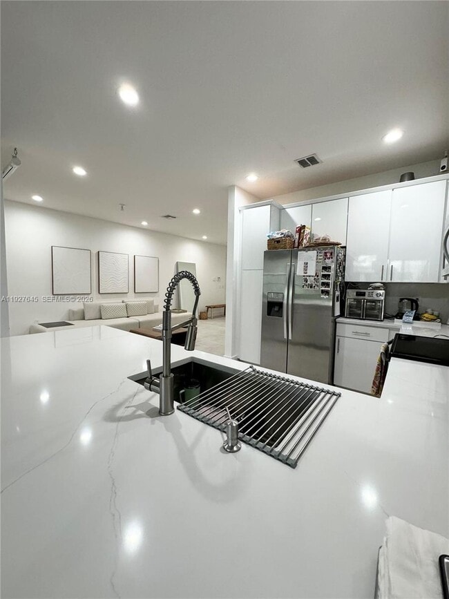 Building Photo - 13017 Riverwalk Cir S