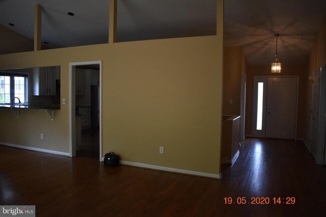 Building Photo - 16 Michael Ct