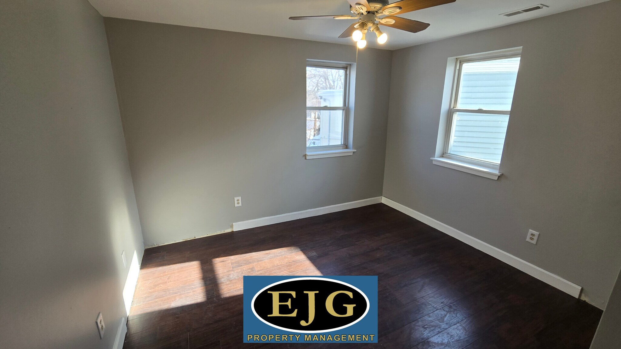 Building Photo - 26 Ledge St