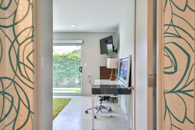 Building Photo - 47956 Silver Spur Trail