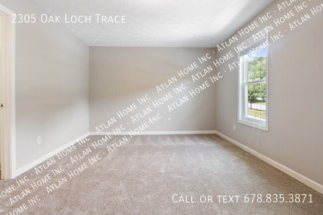 Building Photo - 2305 Oak Loch Trace