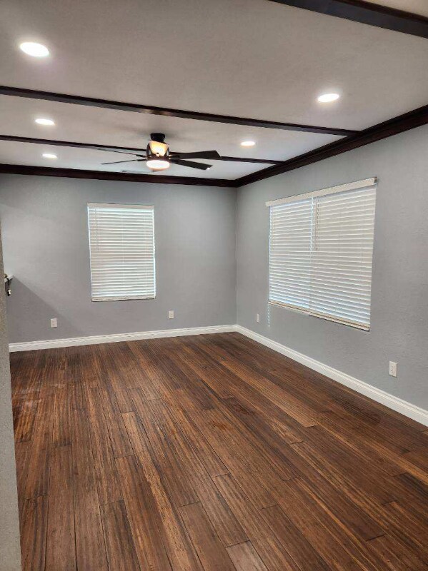 Building Photo - 703 42nd St