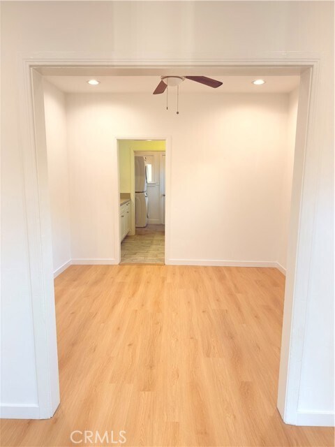 Building Photo - 1253 Del Rey Ave